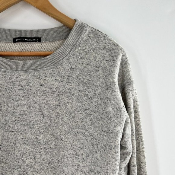 Brandy Melville Women's One Size Linen Blend Gray Cropped Sweatshirt Long Sleeve - Picture 4 of 13